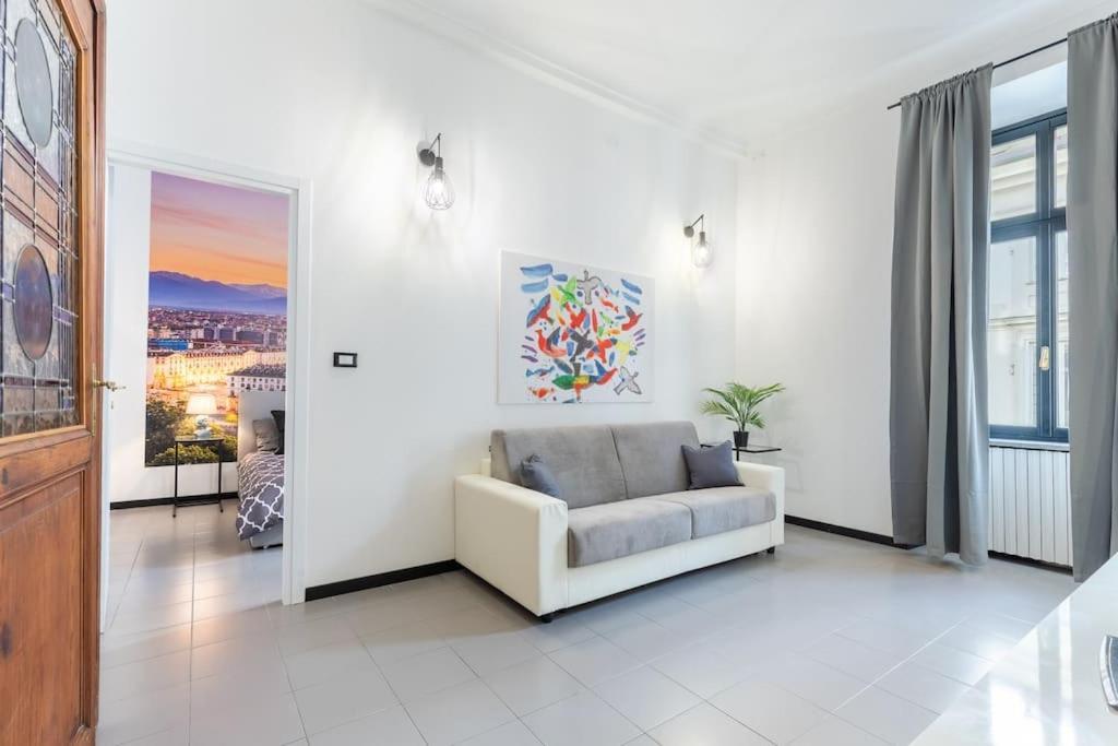 Historical Suite - Pieno Centro - Porta Nuova- Piazza Castello Torino Eksteriør bilde